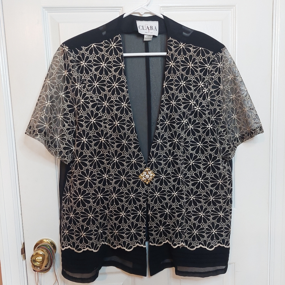 Clara Vintage Embroidered Floral Formal Cardigan Shrug Rhinestone Clasp Size 3XL